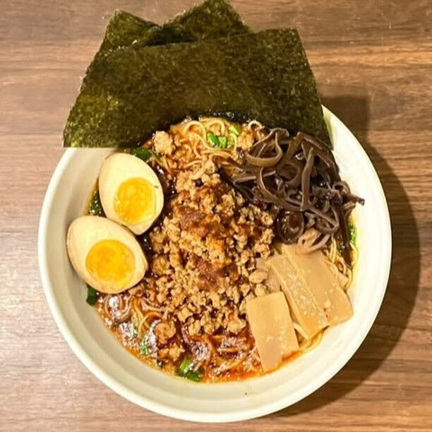皆さん、食欲の冬がやってきましたね！🍂🍜本日ご紹介するのは、