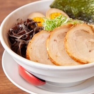 🍜 津島市で大人気のラーメンスポット「からこれや」へようこそ